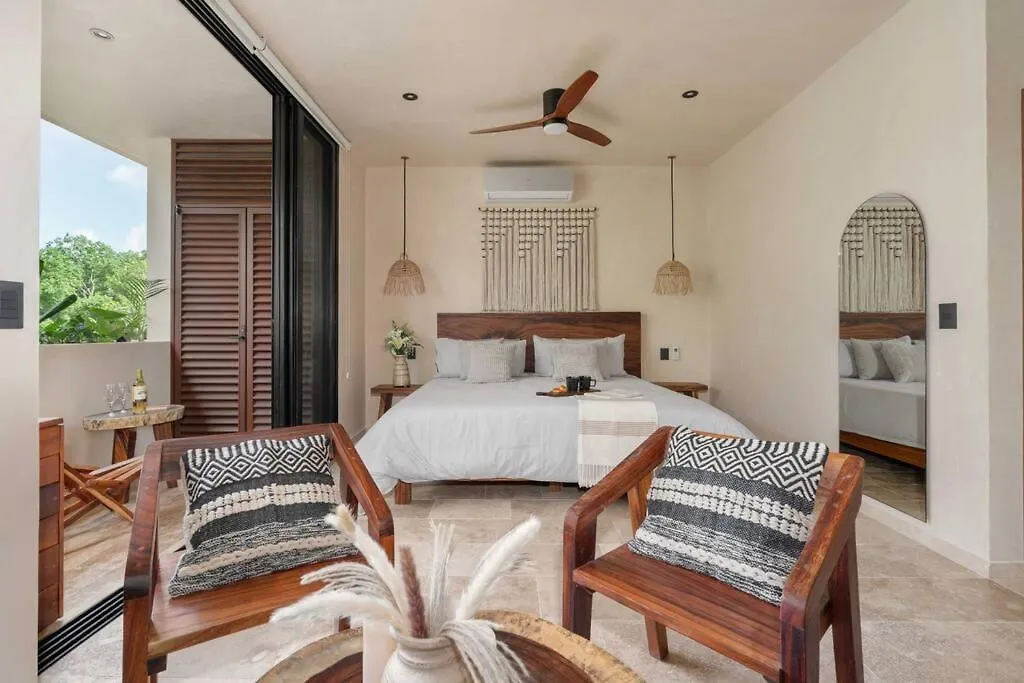 Amazing Jungle Condo Near Beach Town 200Mb Pool Tulum Appartamento
